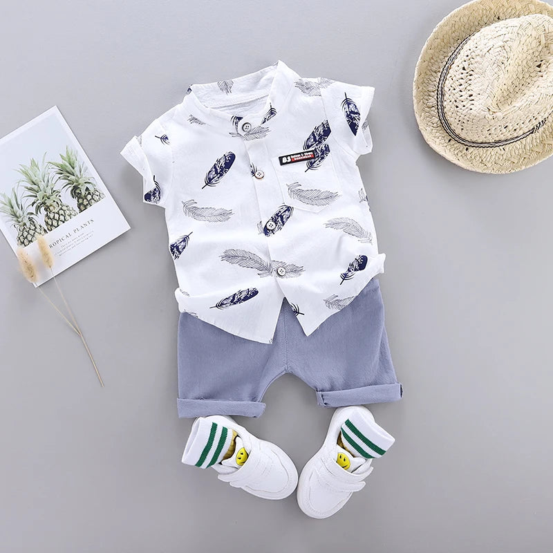 2-Piece Summer Set for 0-3 Years Old Kids, Feather Print Short Sleeve Shirt and Fashion Casual Cartoon Print Shorts