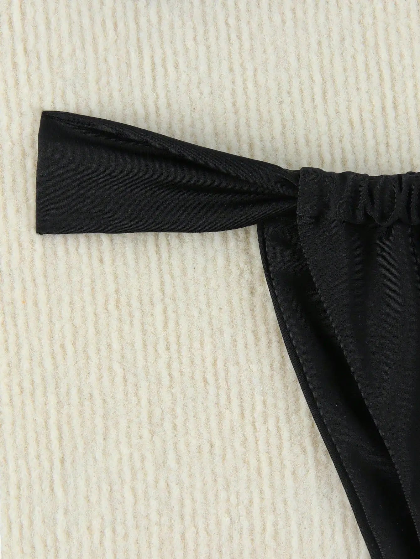Set Bikini Bandeau Push-Up Brasiliano – Costume da Bagno Donna con Perizoma