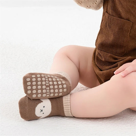 Calzini da pavimento per bambini per ragazze Ragazzi Primavera Autunno Cotone Cartoon Calzini antiscivolo per bambini Calzino casual per bambini