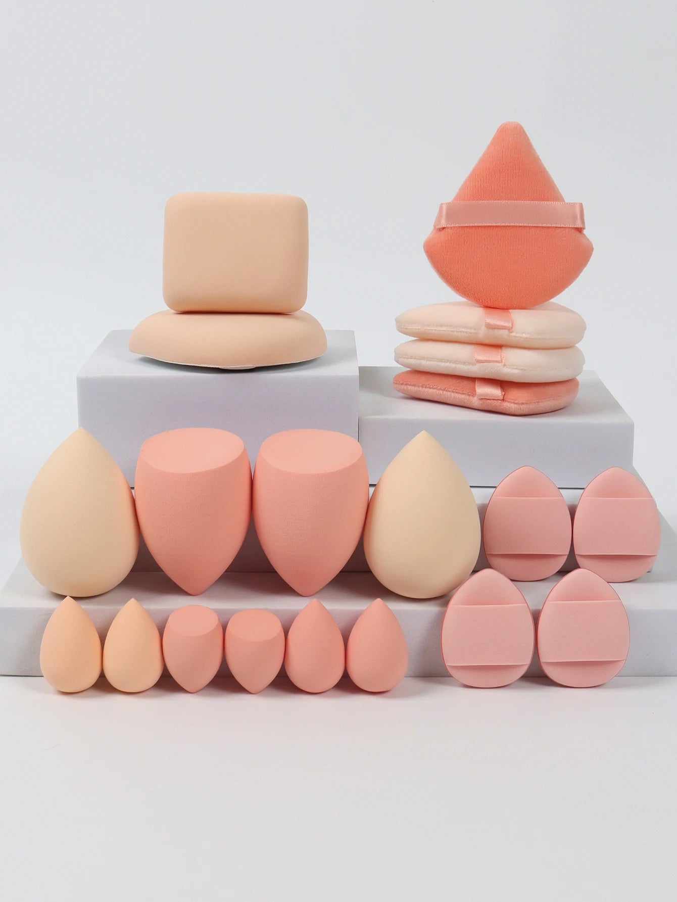 Set 20 Spugnette per Trucco 6cm – Per Crema, Cipria e Correttore, 16 Colori