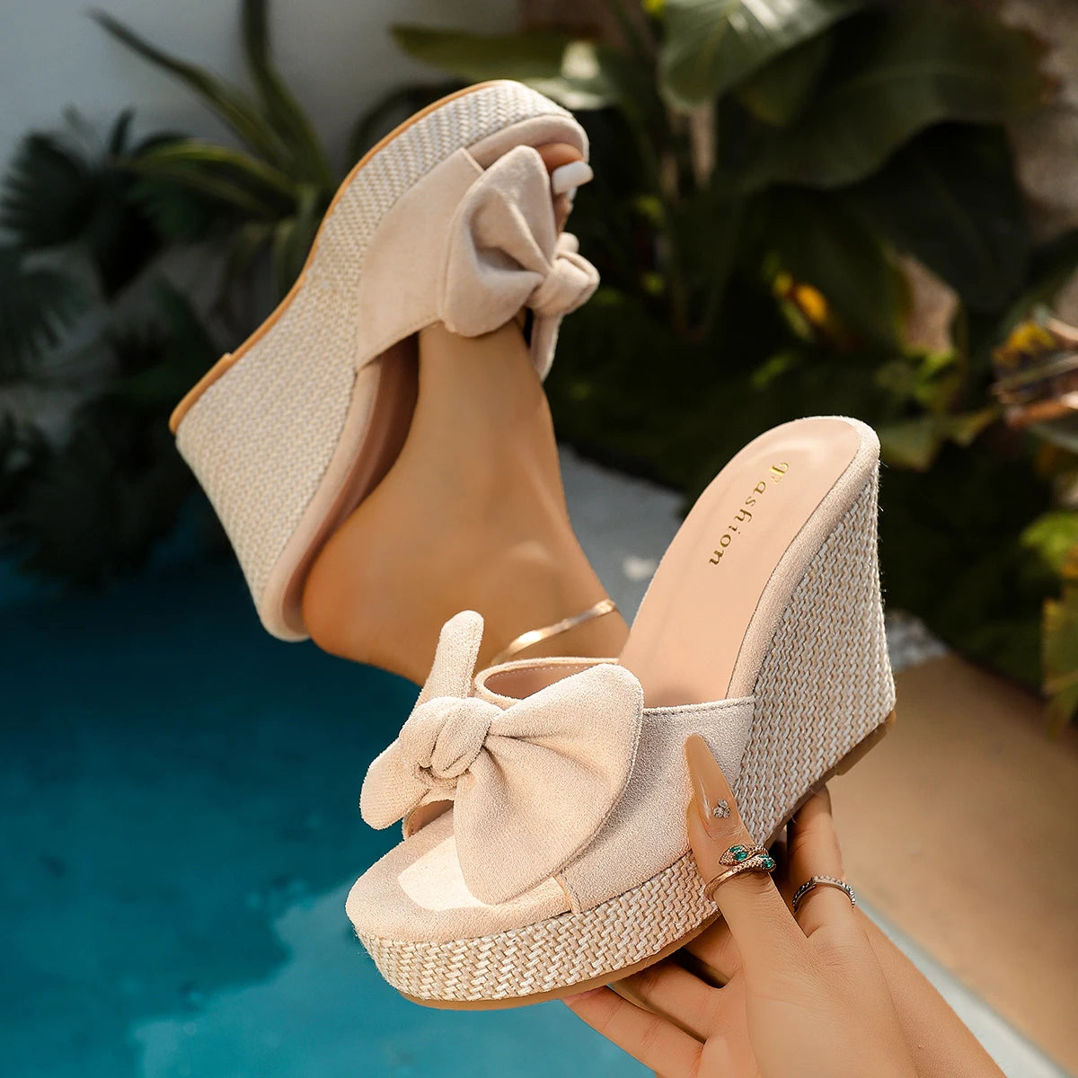 Sandali con Zeppa da Donna con Fiocco e Tacco a Piattaforma, Ciabatte Estive Comode per Spiaggia, Feste, Stile Casual e Uso Quotidiano