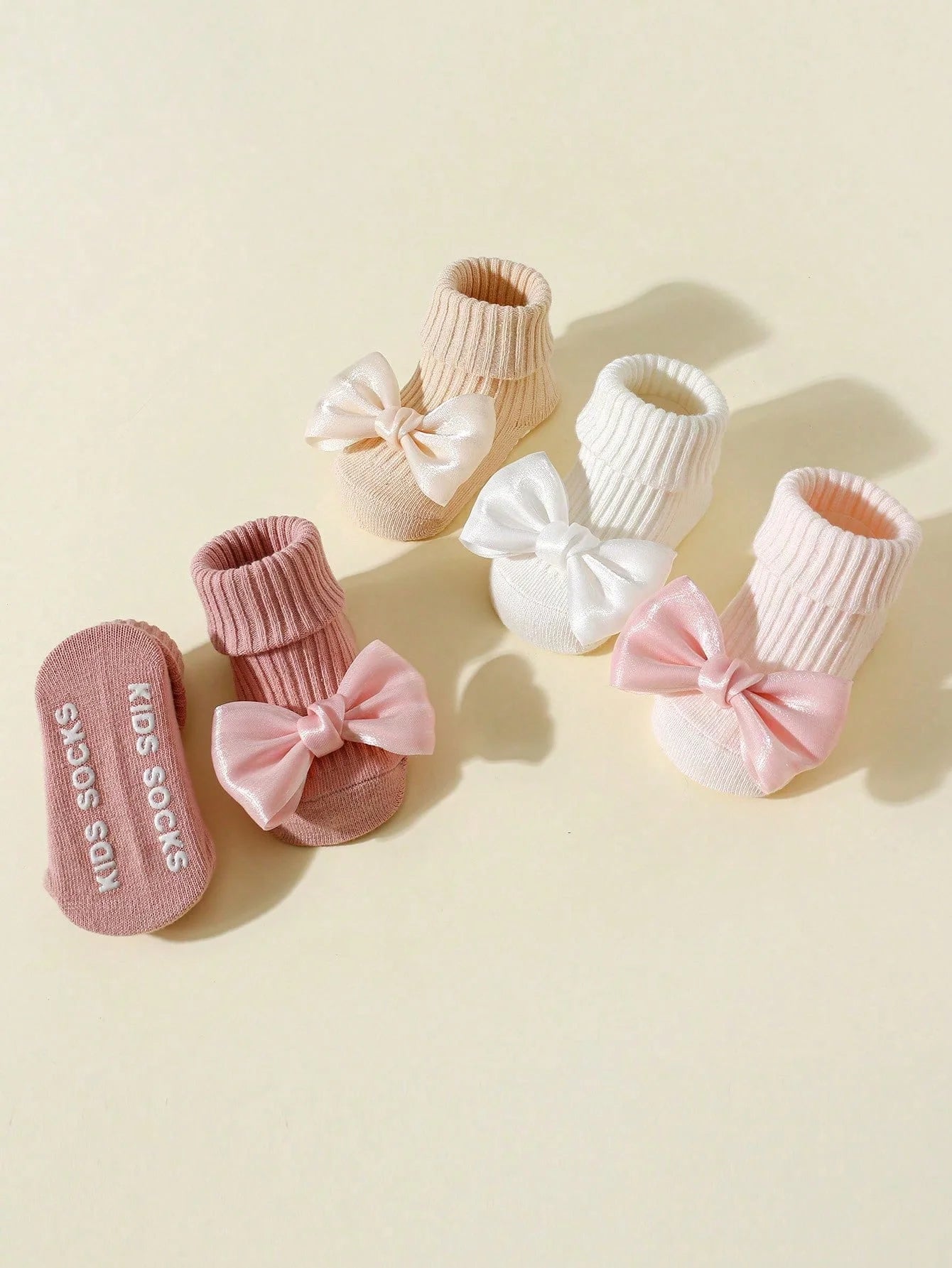 4 paia di calzini per bambini con fiocchi, calzini alla caviglia carini in morbido cotone per bambine, calzini per neonati alla moda antiscivolo 0-24 mesi