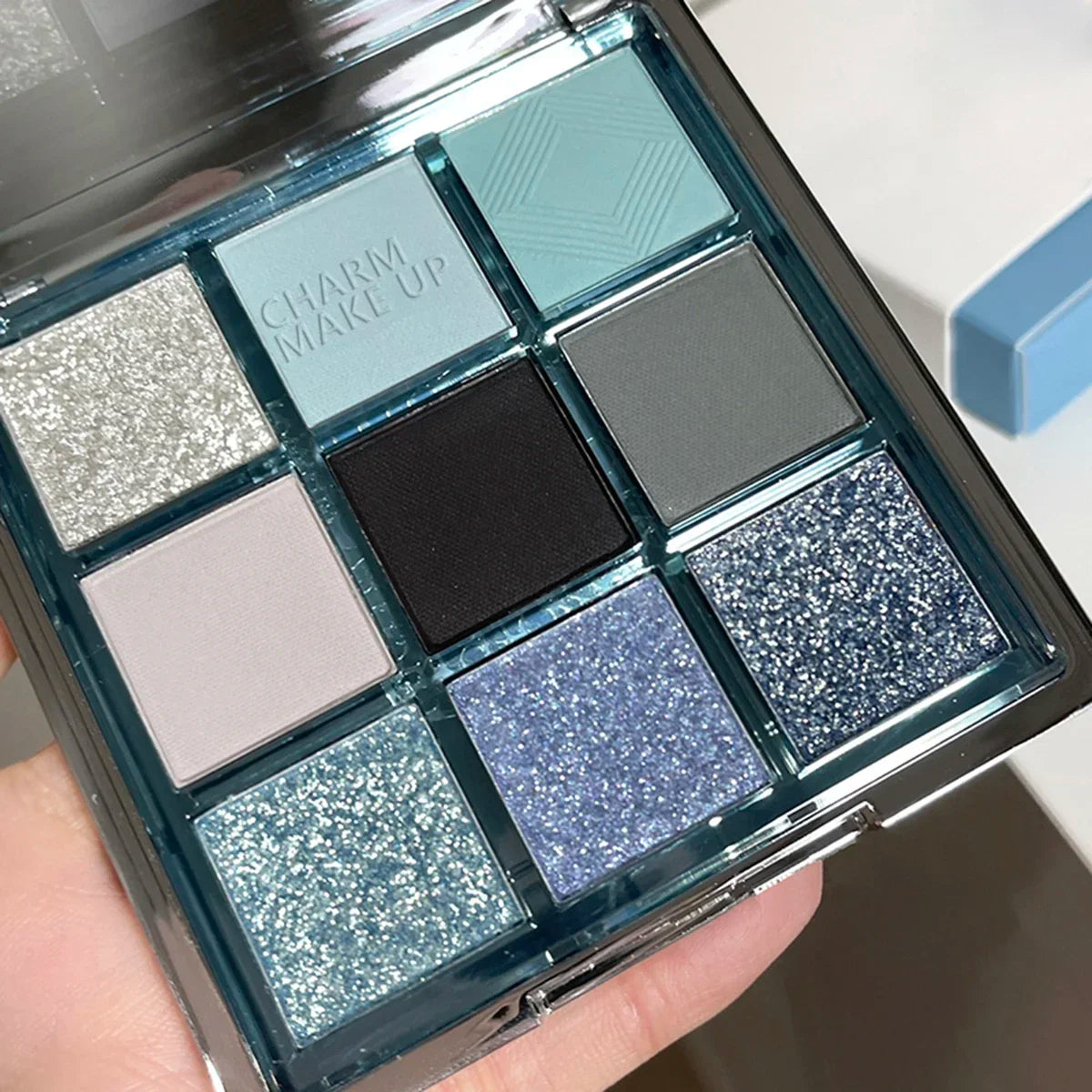 Tavolozza Ombretti 9 Colori — Matte, Glitter e Metallico
