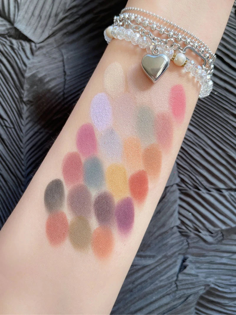 DIKALU Palette Ombretti 40 Colori – Glitter, Opachi e Metallici, Impermeabile