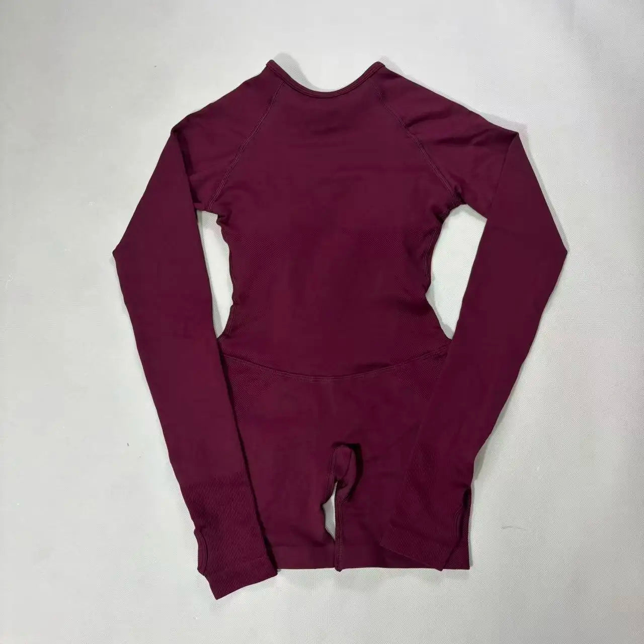 Completo Sportivo Donna 2 Pezzi – Top Lungo + Pantaloncini Yoga Senza Cuciture Push-Up