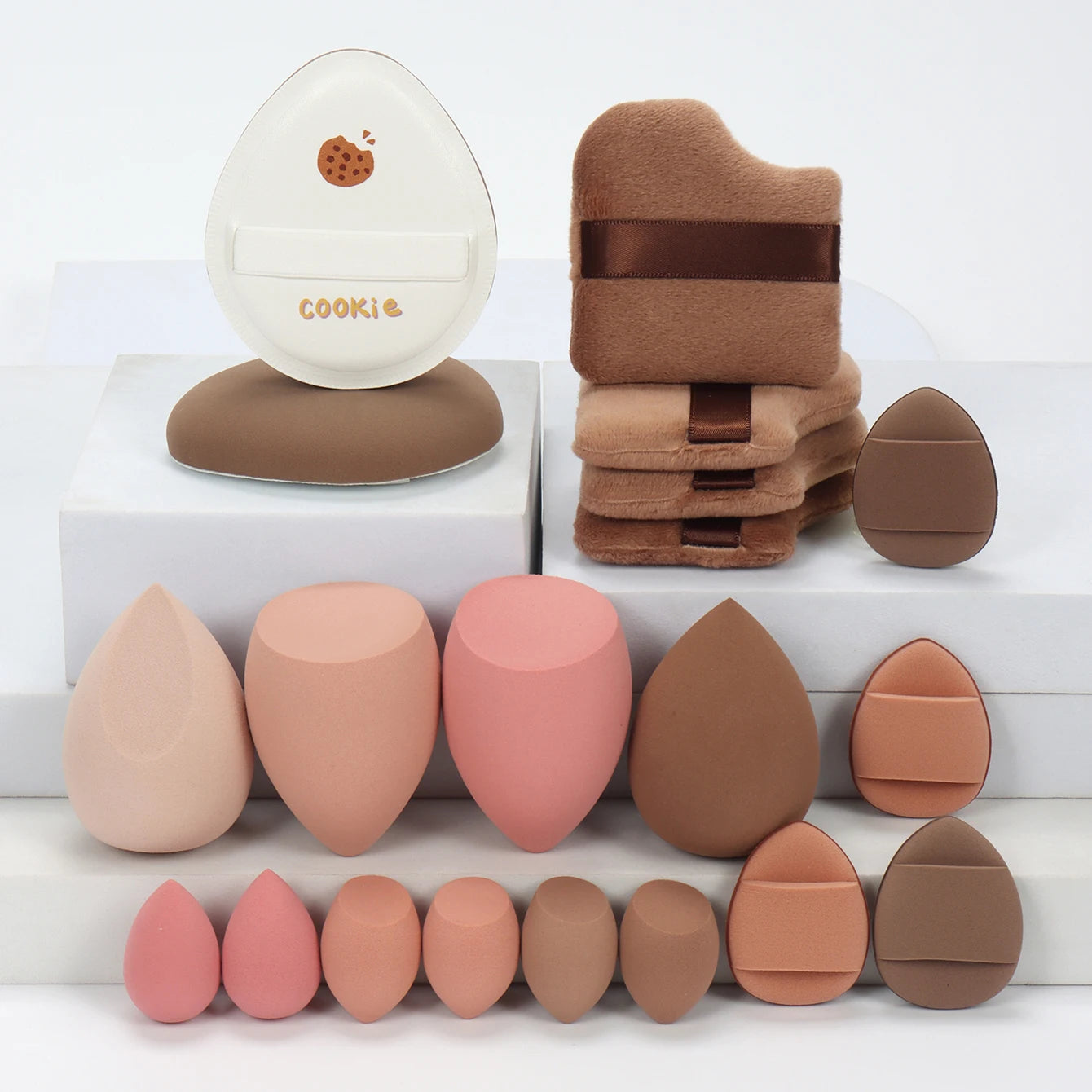 Set 20 Spugnette per Trucco 6cm – Per Crema, Cipria e Correttore, 16 Colori
