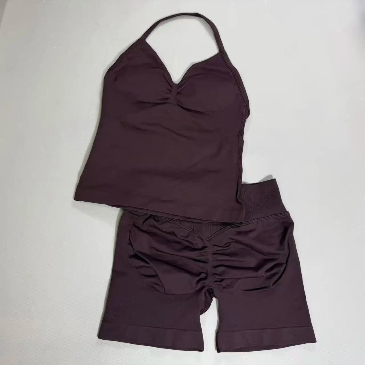 Completo Sportivo Donna 2 Pezzi – Top Lungo + Pantaloncini Yoga Senza Cuciture Push-Up