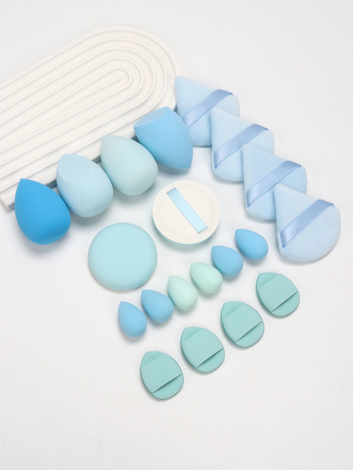 Set 20 Spugnette per Trucco 6cm – Per Crema, Cipria e Correttore, 16 Colori