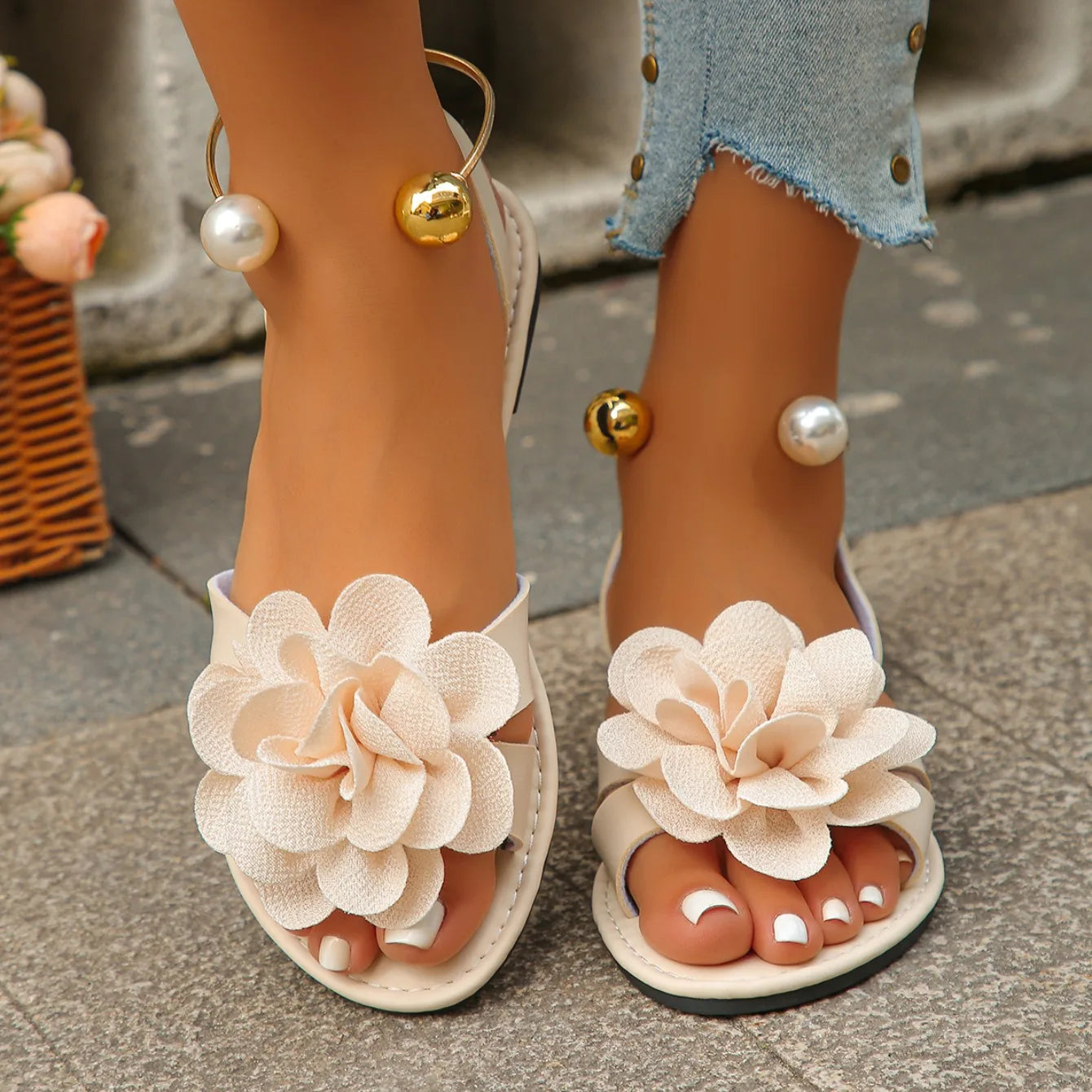 Sandali Piatti Donna con Perle Floreali – Slip-On Punta Tonda Intagli Estivi | 4 Colori | N.36-43
