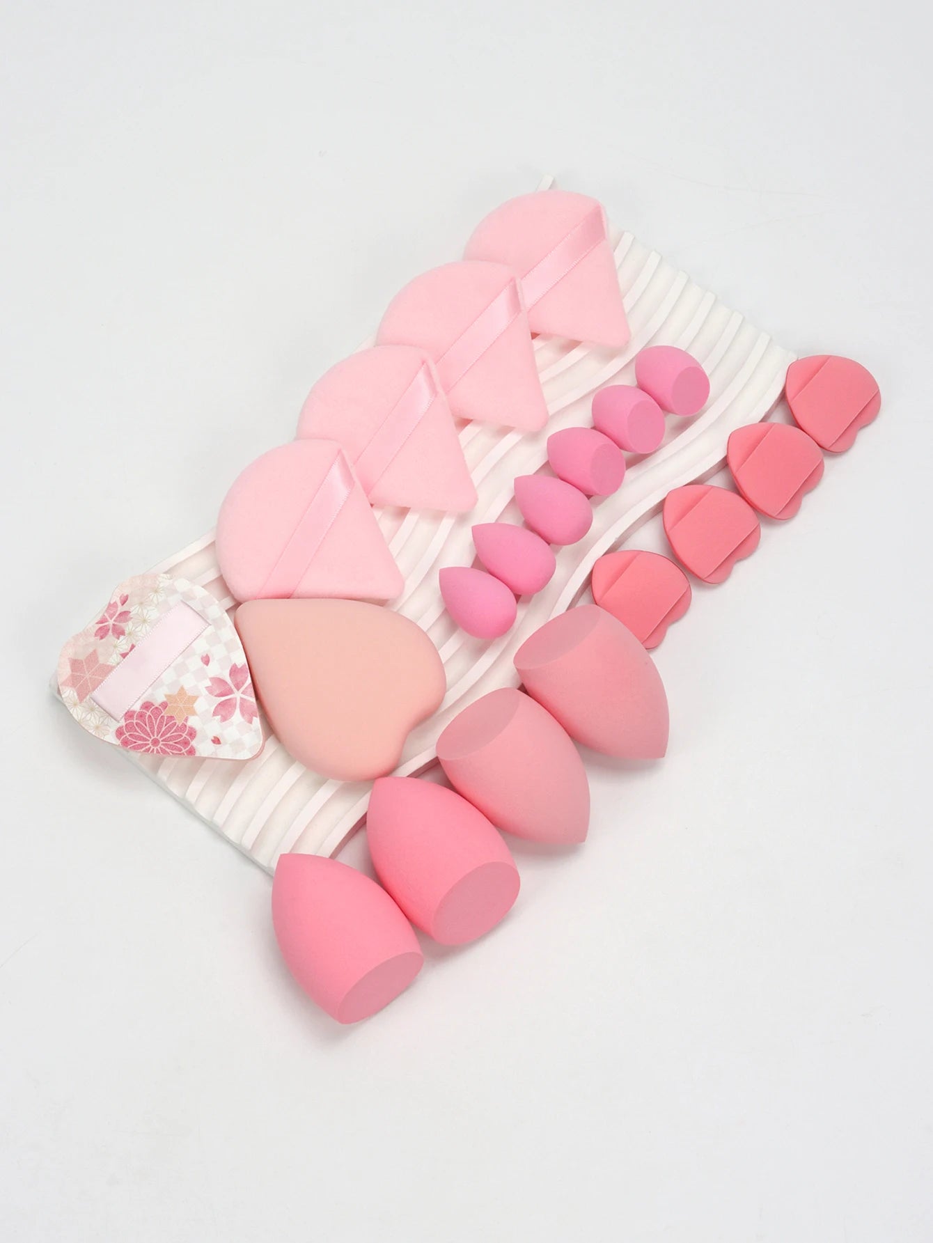Set 20 Spugnette per Trucco 6cm – Per Crema, Cipria e Correttore, 16 Colori