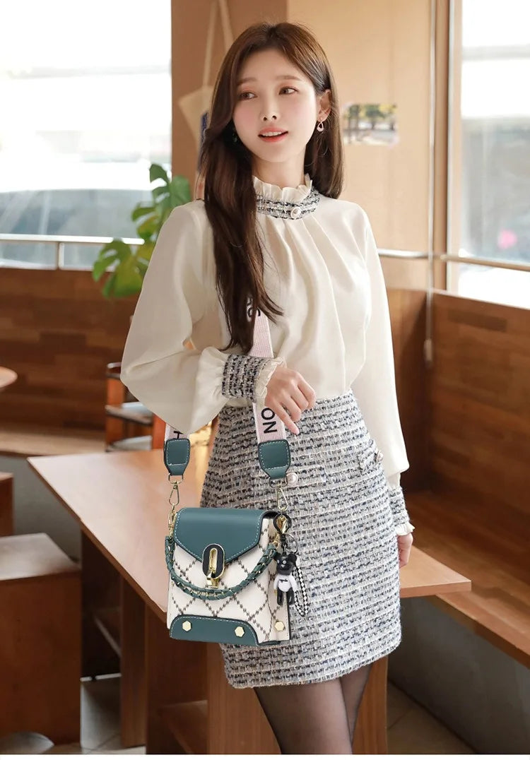 Versione coreana della piccola borsa quadrata semplice e alla moda, versatile borsa a tracolla alla moda, mini telefono cellulare alla moda