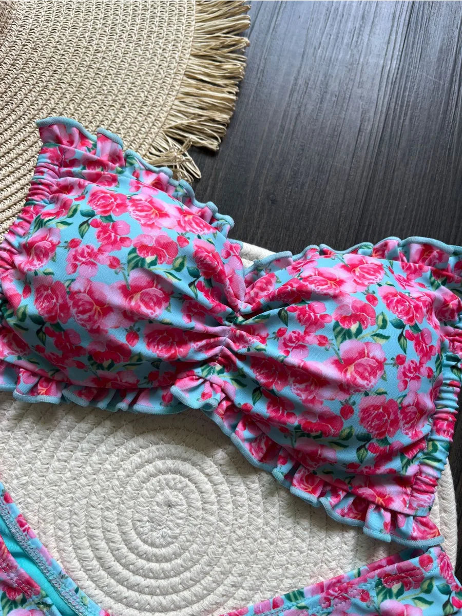 Bikini Set da donna con volant stampa floreale sexy 2 pezzi costume da bagno triangolo senza spalline perizoma senza schienale costume da bagno da spiaggia 2025 nuovo