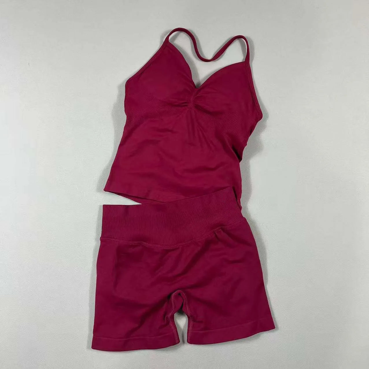 Completo Sportivo Donna 2 Pezzi – Top Lungo + Pantaloncini Yoga Senza Cuciture Push-Up
