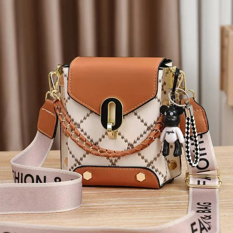 Versione coreana della piccola borsa quadrata semplice e alla moda, versatile borsa a tracolla alla moda, mini telefono cellulare alla moda