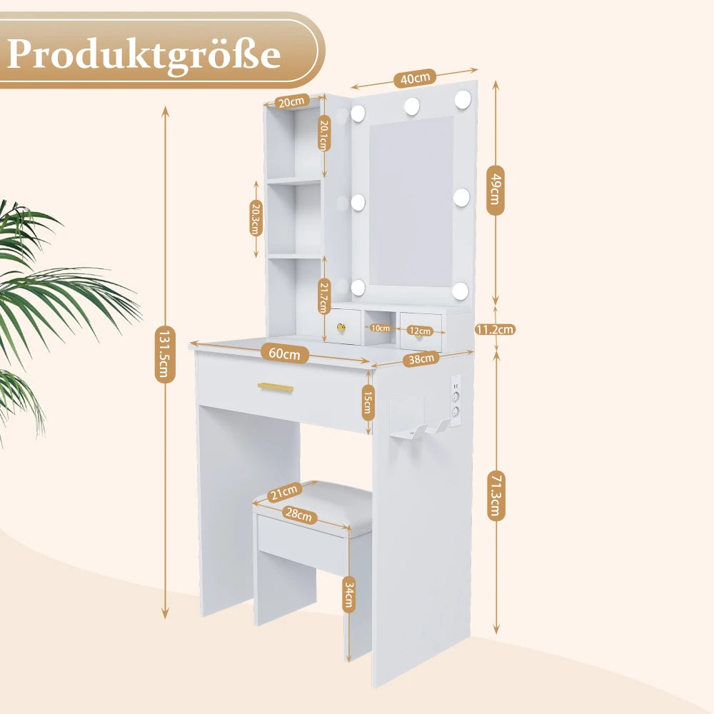Set da toeletta piccolo con specchio e luci LED regolabili, presa di corrente e supporto per asciugacapelli. Viene fornito con sgabello imbottito, cassetti e ripiani. Dimensioni: 60×131.5×38 cm.