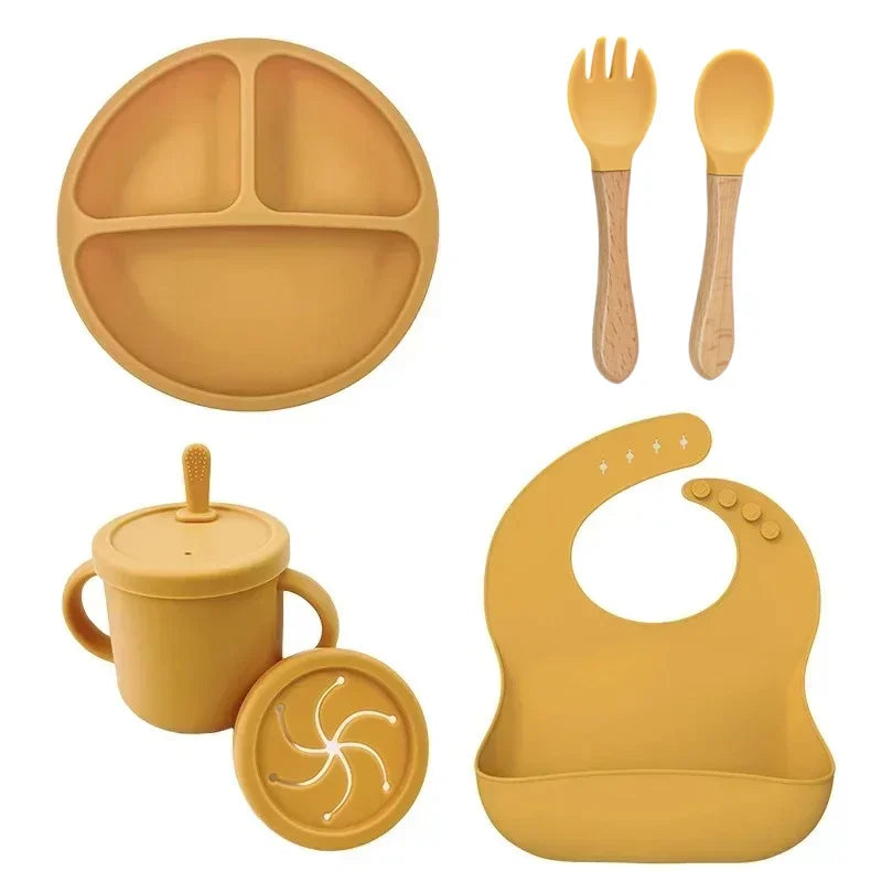 Set Stoviglie in Silicone per Bambini – Piatto, Ciotola, Tazza & Posate | 6-9 Pezzi