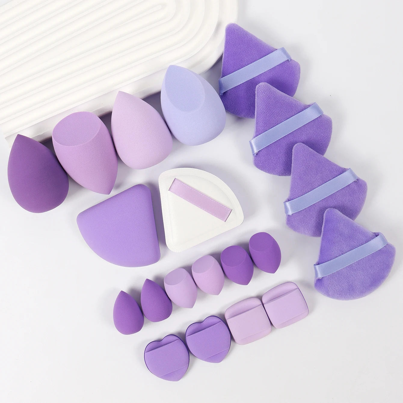 Set 20 Spugnette per Trucco 6cm – Per Crema, Cipria e Correttore, 16 Colori