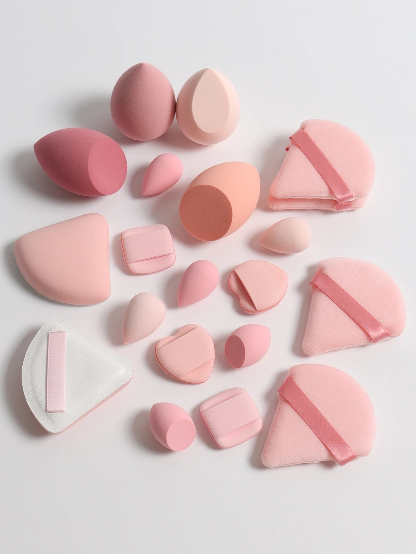 Set 20 Spugnette per Trucco 6cm – Per Crema, Cipria e Correttore, 16 Colori