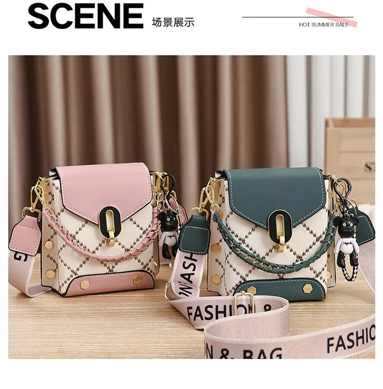 Versione coreana della piccola borsa quadrata semplice e alla moda, versatile borsa a tracolla alla moda, mini telefono cellulare alla moda