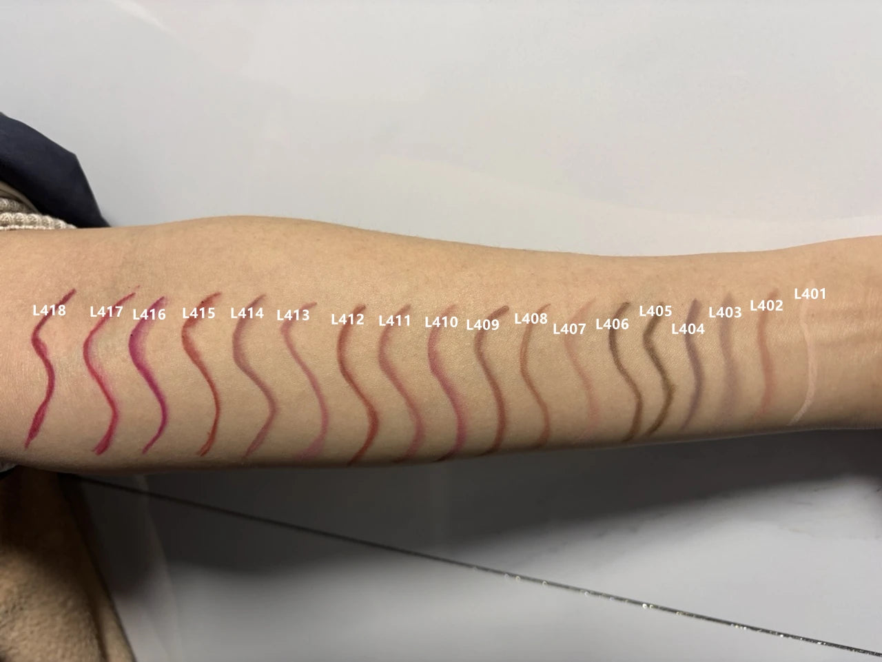 Set 6 Matite Labbra Opache in Velluto – Impermeabili & Lunga Durata