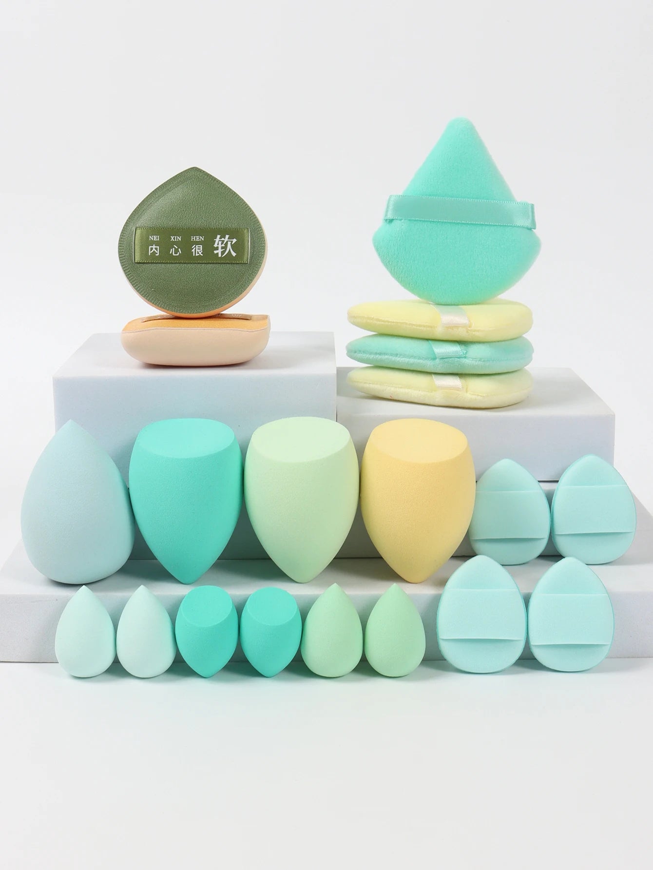 Set 20 Spugnette per Trucco 6cm – Per Crema, Cipria e Correttore, 16 Colori