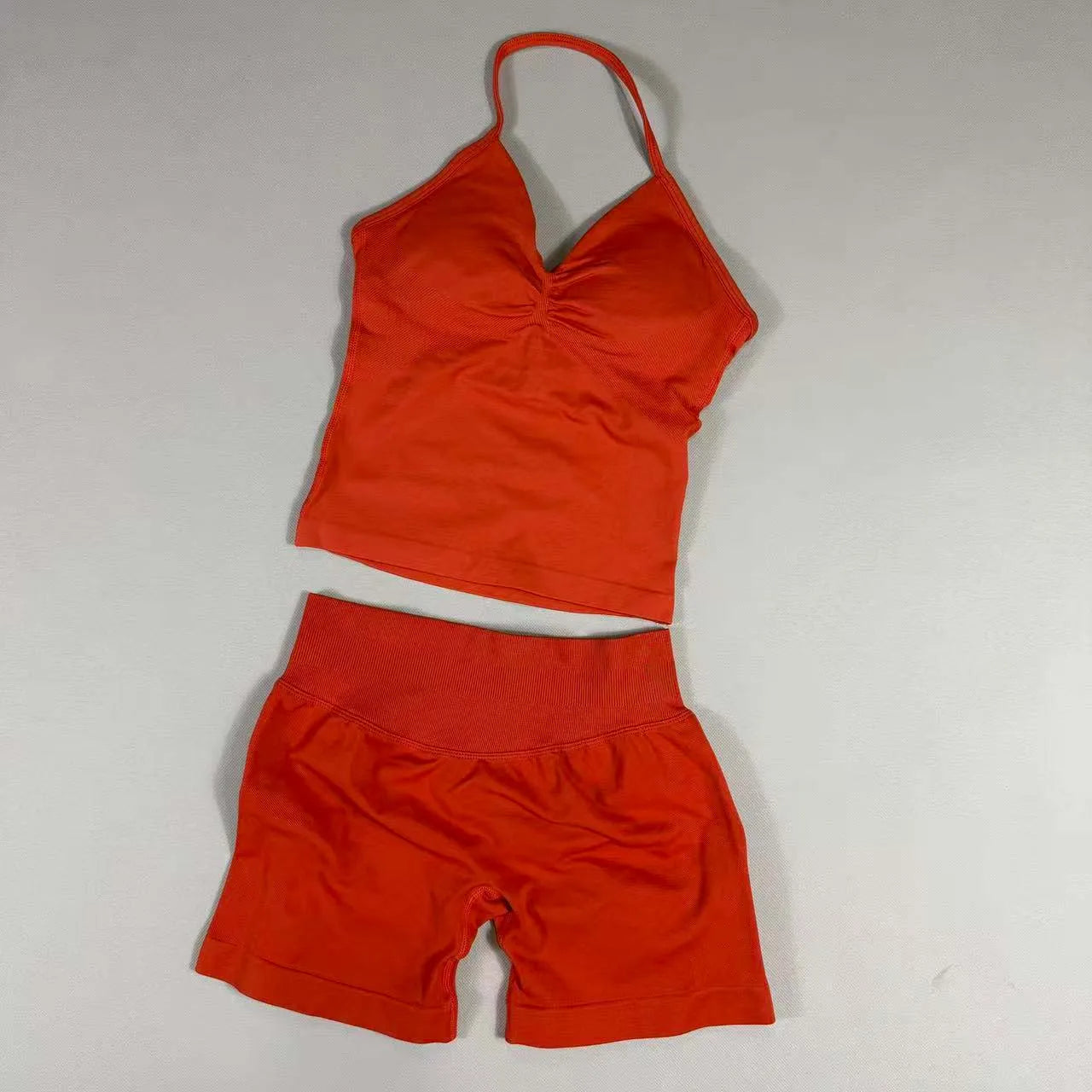 Completo Sportivo Donna 2 Pezzi – Top Lungo + Pantaloncini Yoga Senza Cuciture Push-Up