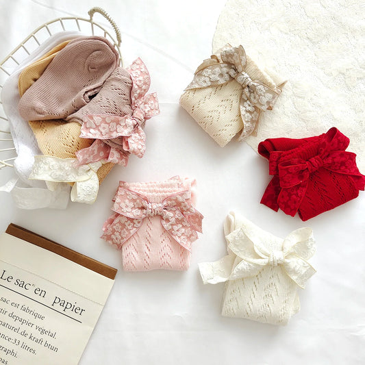 Calzini lunghi alti al ginocchio per neonate di nuova moda Fiocchi di fiori Traspiranti Scava fuori Calzini morbidi per bambini Calzini estivi per bambini