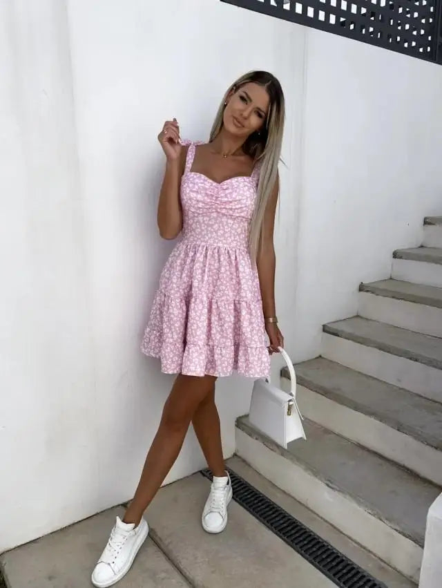 Abito estivo a pieghe in vita con stampa floreale moda per donna Y2k Casual Vacanza al mare Vestito estivo con cinturino per spaghetti Mini abito femminile