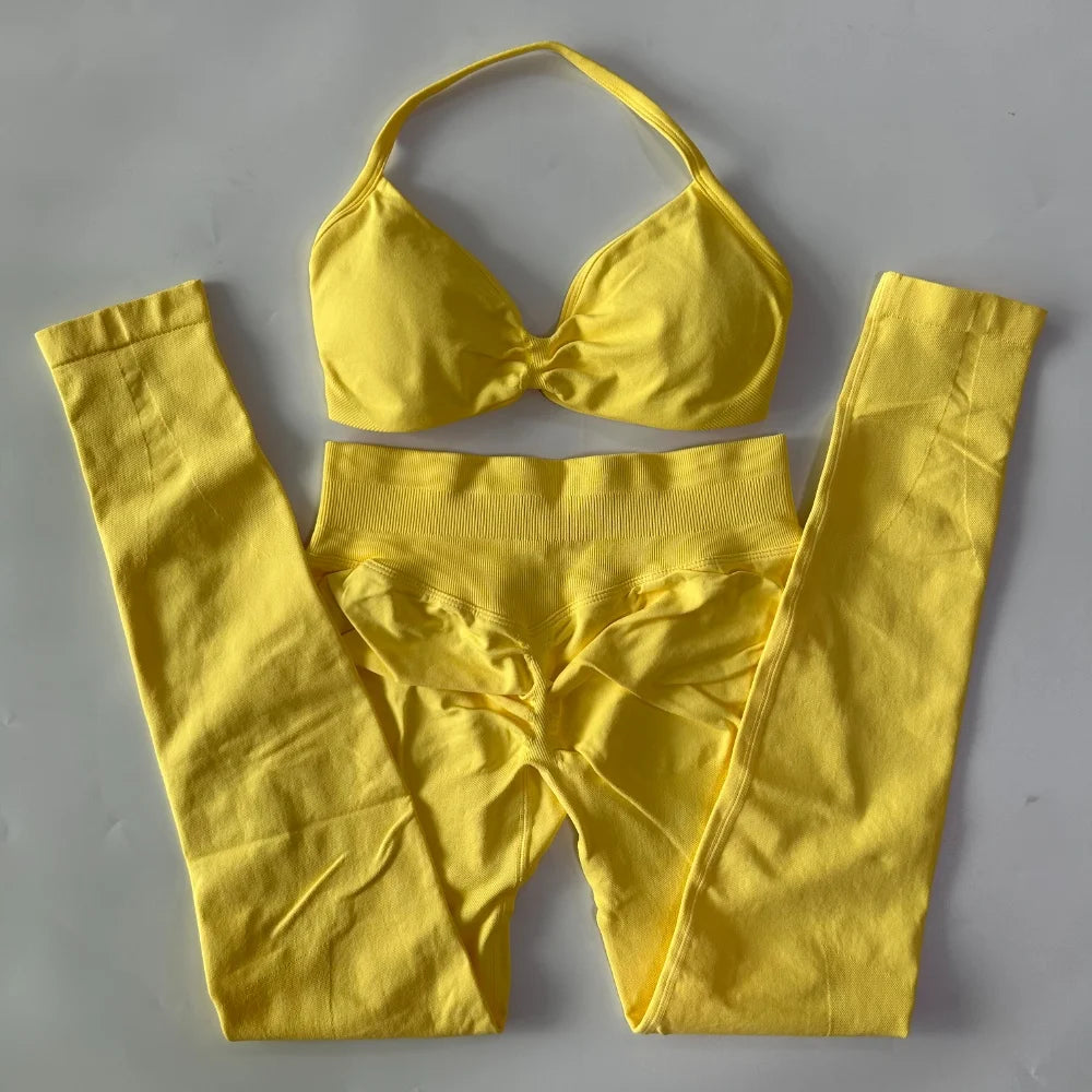 Set Yoga 2 Pezzi Senza Cuciture – Reggiseno Sportivo & Pantaloncini Fitness