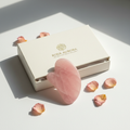 Gua Sha in Quarzo Rosa – Pura Vanità